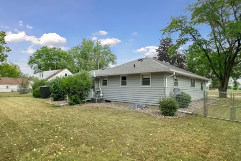 Exterior - 150 Johnson Ave, Red Wing, MN 55066 photo 2 of 7