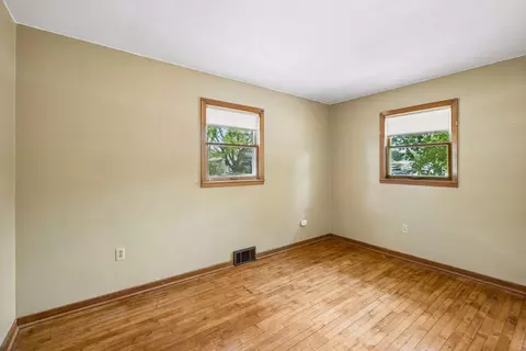 Bedroom - 150 Johnson Ave, Red Wing, MN 55066 photo 3 of 7