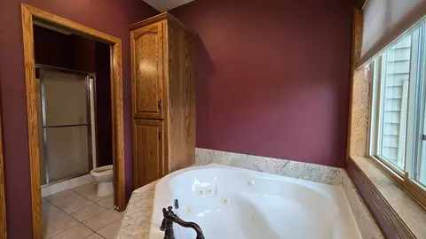Bath - 115 17th Ave N, Cold Spring, MN 56320 photo 2 of 2