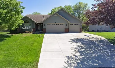 2134 63rd St E, Inver Grove Heights, MN 55077