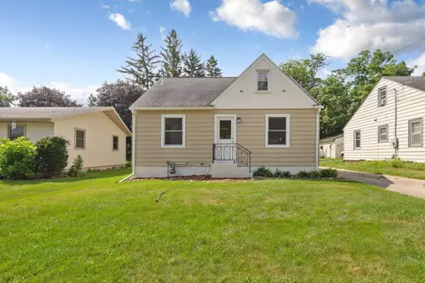 123 W Mckinley St, Owatonna, MN 55060