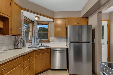 Kitchen - 745 27th Ave N, Saint Cloud, MN 56303 photo 2 of 3