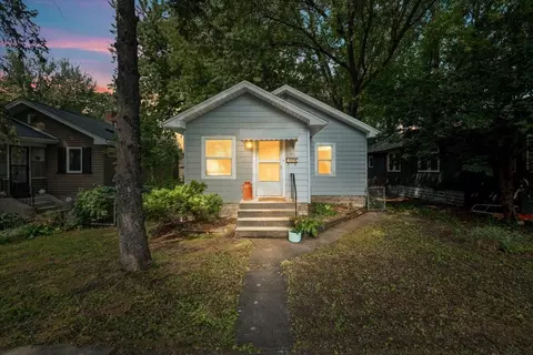 3932 45th Ave S, Minneapolis, MN 55406