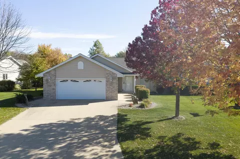 1405 26th St SW, Austin, MN 55912