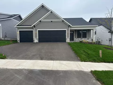 8828 63rd St S, Cottage Grove, MN 55016