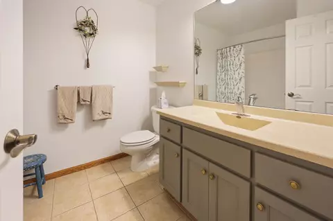 Bath - 4128 6th St S, Saint Cloud, MN 56301 photo 2 of 2