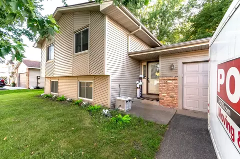 7733 Kentucky Ave N, Brooklyn Park, MN 55445