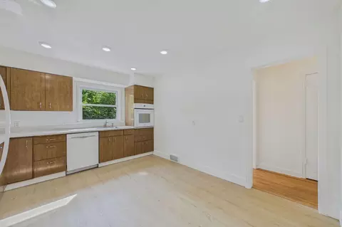 Kitchen - 542 3rd Ave, Excelsior, MN 55331 photo 1 of 3