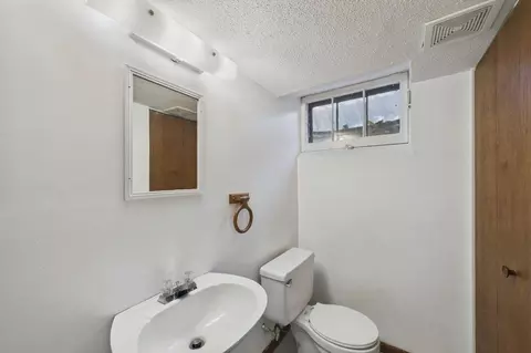 Bath - 542 3rd Ave, Excelsior, MN 55331 photo 3 of 3