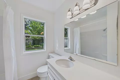 Bath - 542 3rd Ave, Excelsior, MN 55331 photo 1 of 3