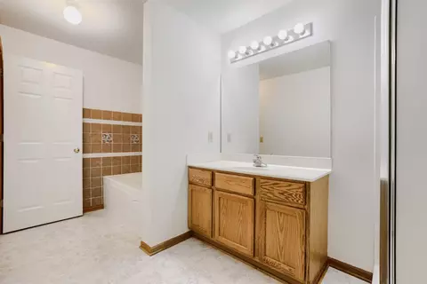 2108 Willow Cir, Hugo, MN 55038 photo 19