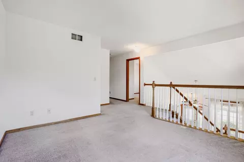 2108 Willow Cir, Hugo, MN 55038 photo 9