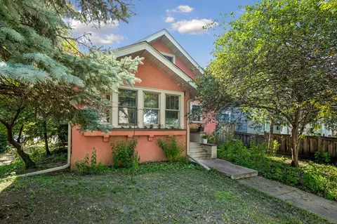 2701 17th Ave S, Minneapolis, MN 55407