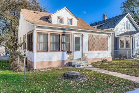 2922 Sheridan Ave N, Minneapolis, MN 55411