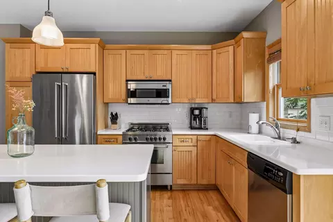 Kitchen - 5757 Sunset Rd, Mound, MN 55364 photo 2 of 6