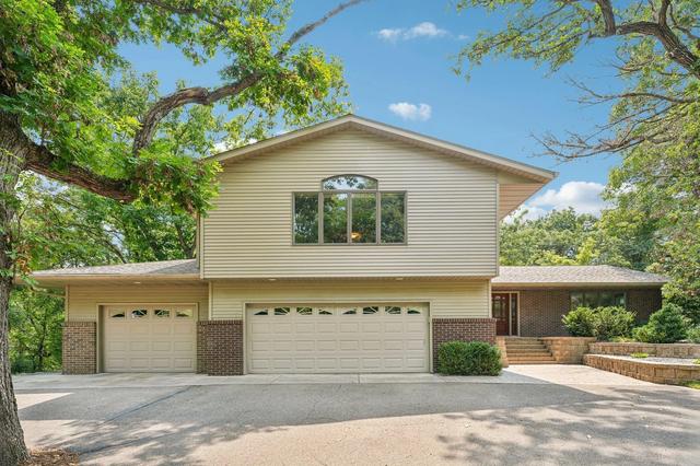 1206 102nd St W, Inver Grove Heights, MN 55077