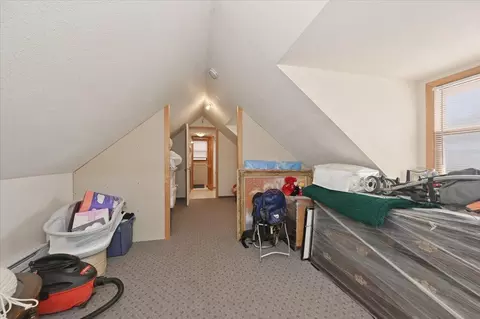 Entry Way - 1727 E Superior St, Duluth, MN 55812 photo 2 of 2
