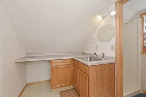 Bath - 1727 E Superior St, Duluth, MN 55812 photo 4 of 4