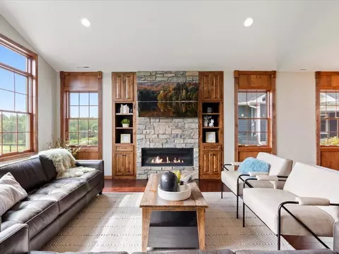 7868 Chickasaw Cir, Pequot Lakes, MN 56472