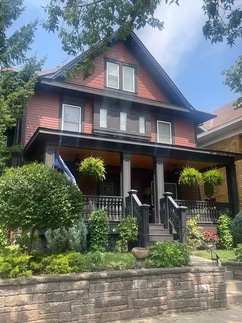 847 Ashland Ave, Saint Paul, MN 55104