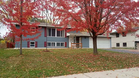 967 6th Ave N, Sauk Rapids, MN 56379