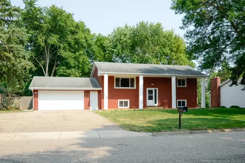 1400 Viking Dr, Buffalo, MN 55313