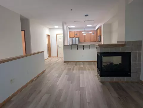150 E Burnsville Pkwy #303, Burnsville, MN 55337