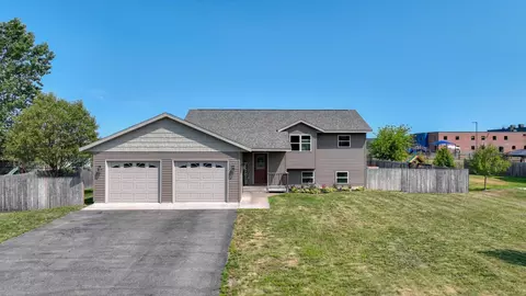 Exterior - 519 Haglin Ave, Cameron, WI 54822 photo 5 of 5