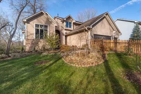 7087 Wellington Ln N, Maple Grove, MN 55369