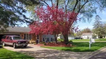 8515 85th St S, Cottage Grove, MN 55016