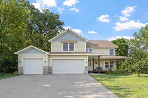 20310 Akin Ct, Farmington, MN 55024