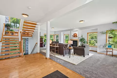 20310 Akin Ct, Farmington, MN 55024