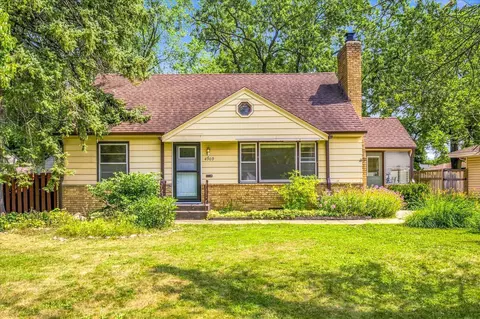 4909 W Upland Crst, Columbia Heights, MN 55421