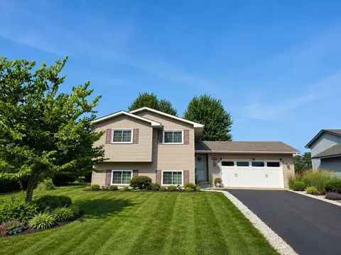 9748 Hames Ct S, Cottage Grove, MN 55016
