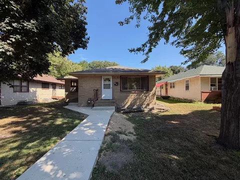 1094 26th Ave SE, Minneapolis, MN 55414