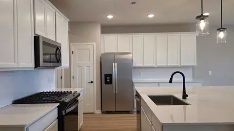19206 Goldenrod Trl, Corcoran, MN 55340