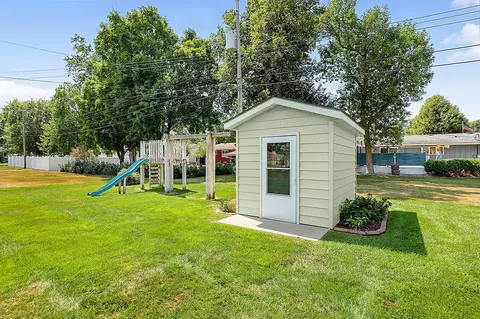 Exterior - 523 6th Ave N, Cold Spring, MN 56320 photo 5 of 7