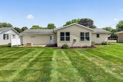 Exterior - 523 6th Ave N, Cold Spring, MN 56320 photo 3 of 7