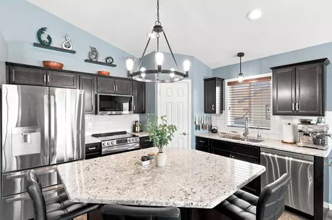 201 14th Ave NW, Kasson, MN 55944