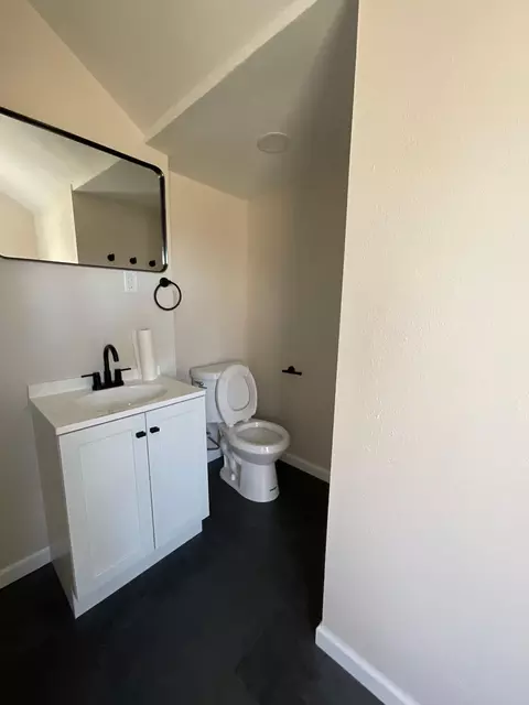 Bath - 321 7th St SW, Willmar, MN 56201 photo 6 of 8