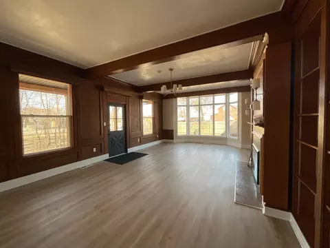 Living - 321 7th St SW, Willmar, MN 56201 photo 3 of 8