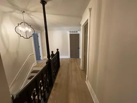 Entry Way - 321 7th St SW, Willmar, MN 56201 photo 8 of 10