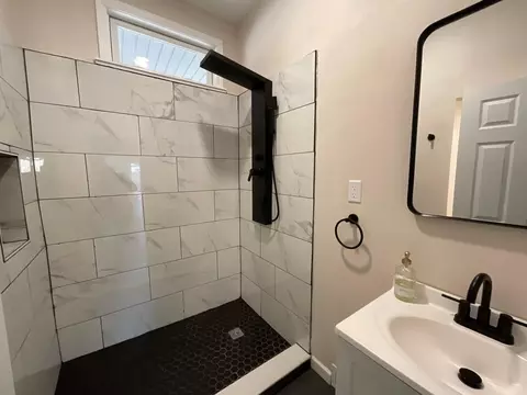 Bath - 321 7th St SW, Willmar, MN 56201 photo 1 of 8