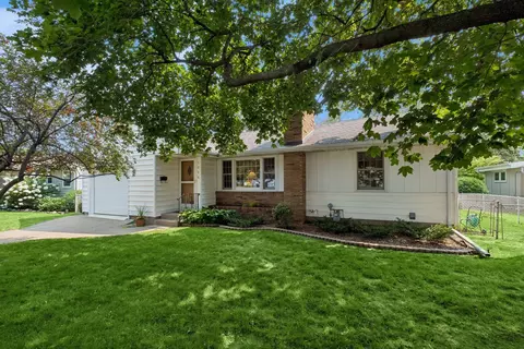 1266 Smith Ave S, West Saint Paul, MN 55118