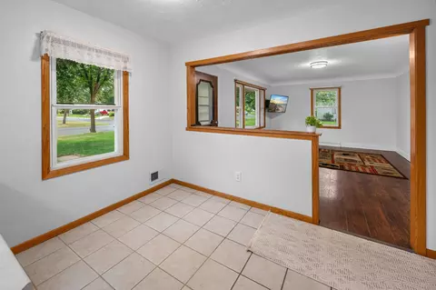 Entry Way - 1702 14th Ave S, Saint Cloud, MN 56301 photo 1 of 2