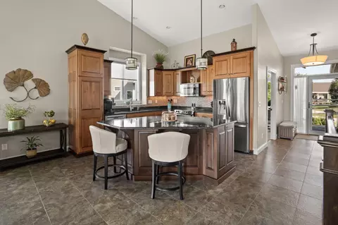 Kitchen - 4357 Coventry Dr S, Fargo, ND 58104 photo 3 of 4