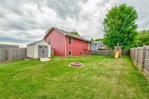 Exterior - 1410 Summit St, Baldwin, WI 54002 photo 3 of 4