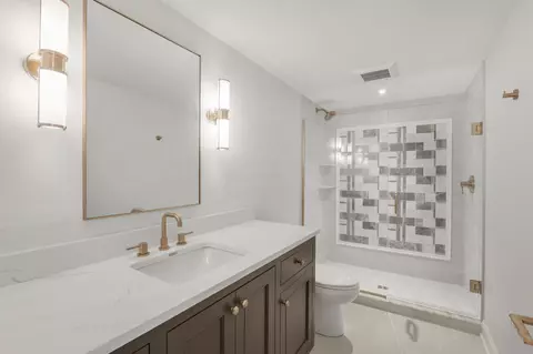 Bath - 20590 Linden Rd, Deephaven, MN 55331 photo 5 of 6