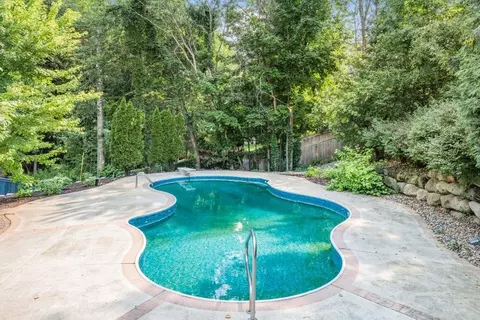 Exterior - 20590 Linden Rd, Deephaven, MN 55331 photo 4 of 13