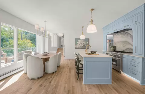 Kitchen - 20590 Linden Rd, Deephaven, MN 55331 photo 3 of 5